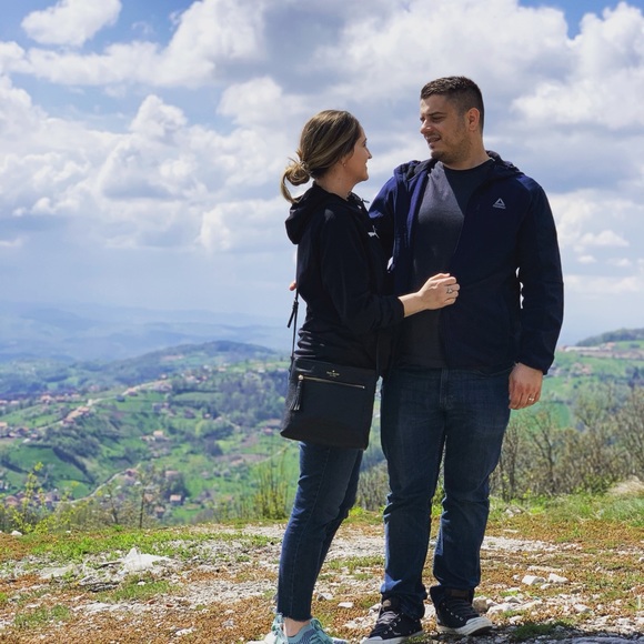 Meet your Posher, Armina - Picture 1 of 1